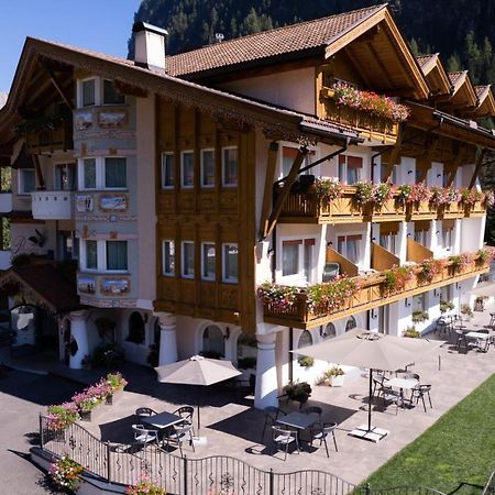 Alpenhotel Panorama Campitello di Fassa Ngoại thất bức ảnh
