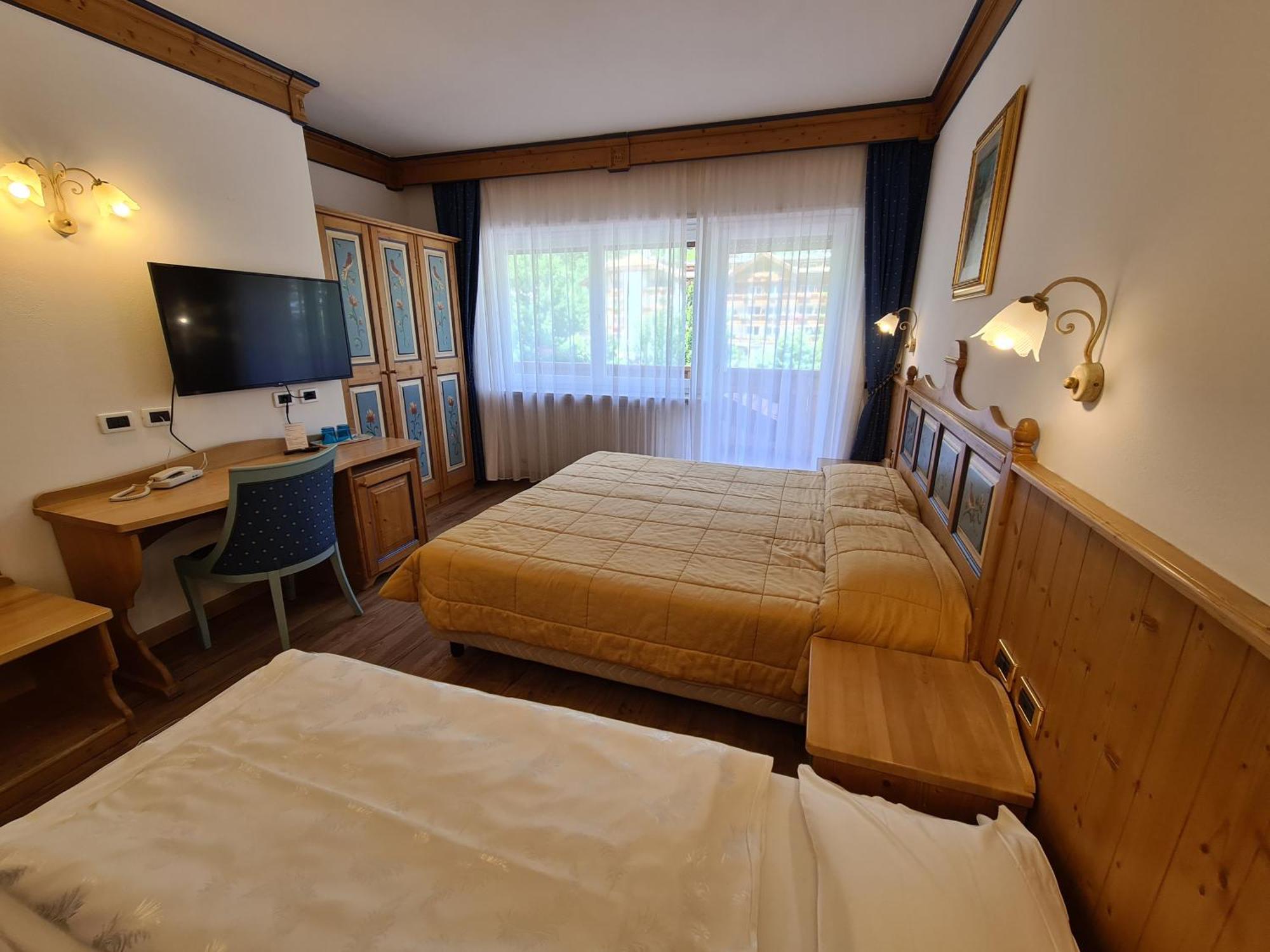 Alpenhotel Panorama Campitello di Fassa Ngoại thất bức ảnh